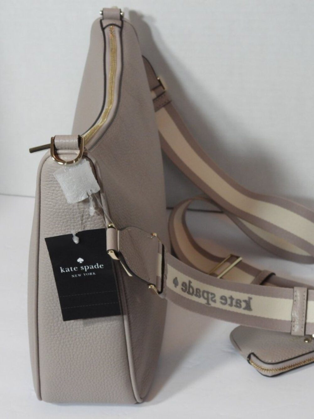 KATE SPADE CROSSBODY BAG IN COZY GREY PEBBLED LEATHER WITH MINI POUCH NEW